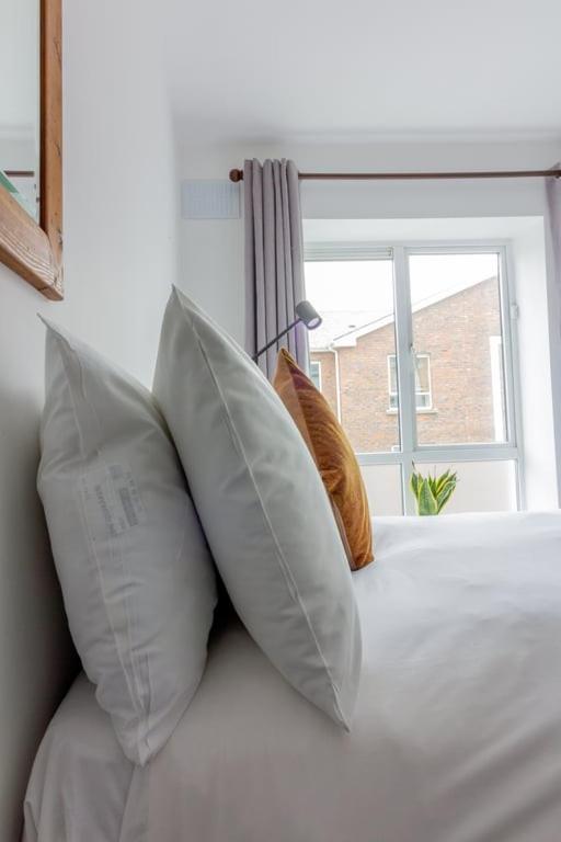 Апартаменты Guestready - Mystic Interiors Near The City Centre Дублин Экстерьер фото